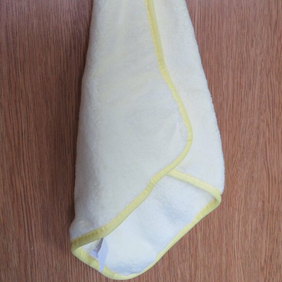 NWOT Set of 2 Fleecy Hand Towels Cat Design Bathroom Kitchen (F79) - Picture 2 of 2